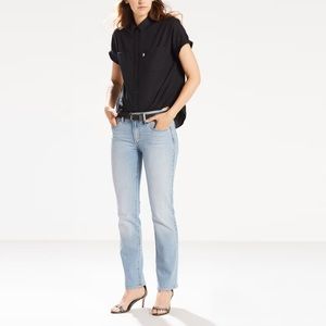 Levi’s 714 straight leg jean